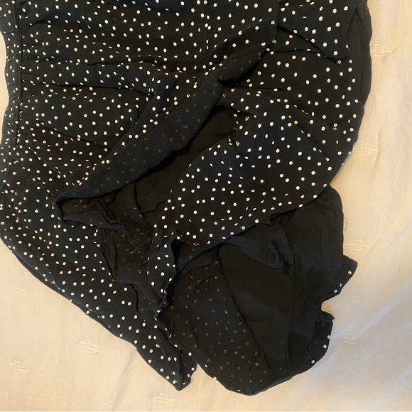 Abercrombie and Fitch black with white polka dot layered skirt - Picture 4 of 4